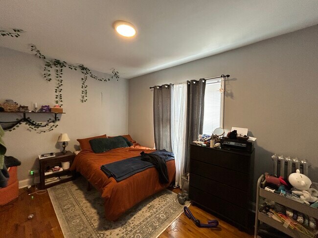 Foto del edificio - 6956 N Ashland Ave