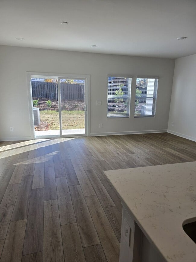 Building Photo - New Construction 3BR/2.5BA Townhome in NW ...