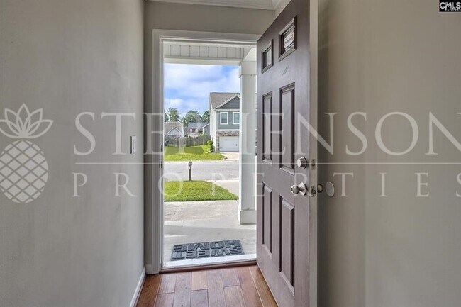 Foto del edificio - 5 Bedroom 3 Full Baths!