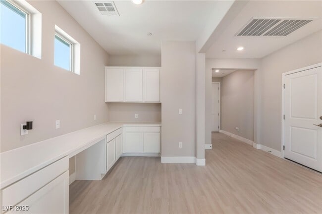 Building Photo - 9903 Spinel Pl