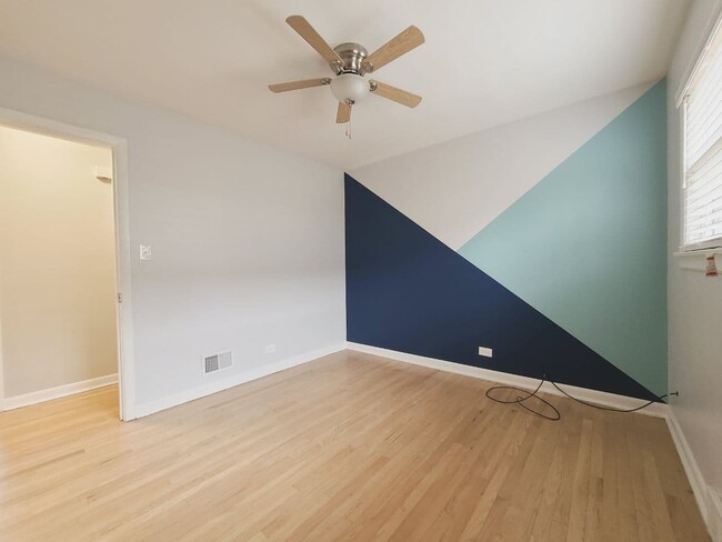 Additional Bedroom - 216 Dodge Ave