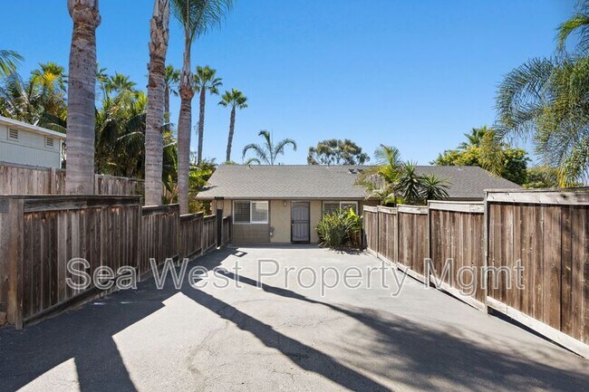 Building Photo - 889 Bracero Rd