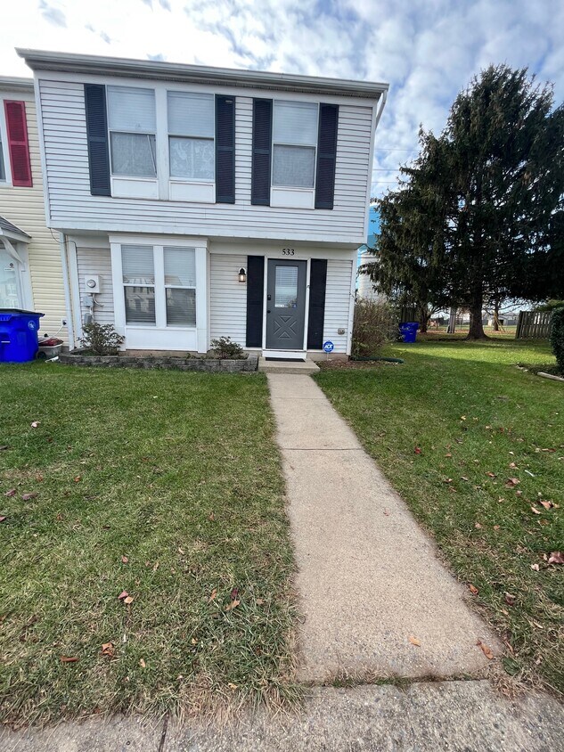 Front View - 533 Beebe Ct