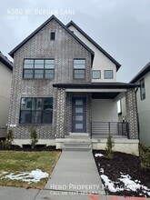 Building Photo - 4380 Bergen Ln