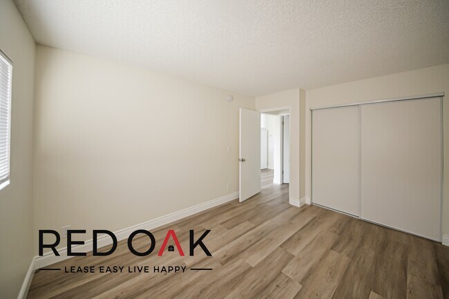 Foto del edificio - ~2 Weeks FREE~ Bright and Spacious One Bed...