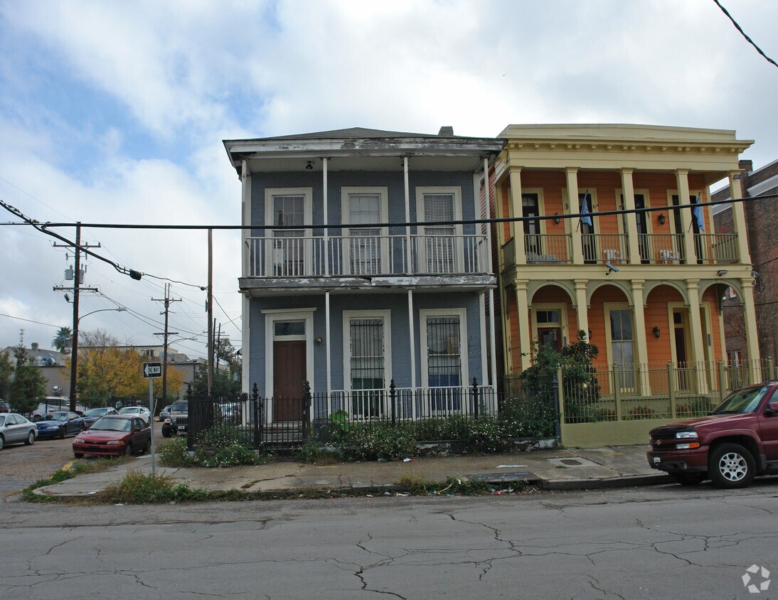 Building Photo - 1600-1602 Carondelet St