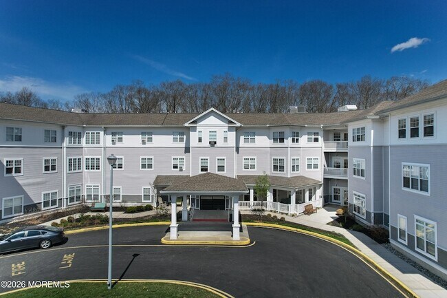 Building Photo - 2 Kathleen Dr
