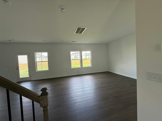 Building Photo - 728 Roy Adams Rd