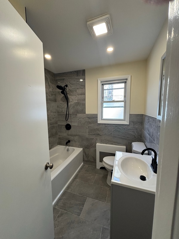 Building Photo - 65 Ludlow St