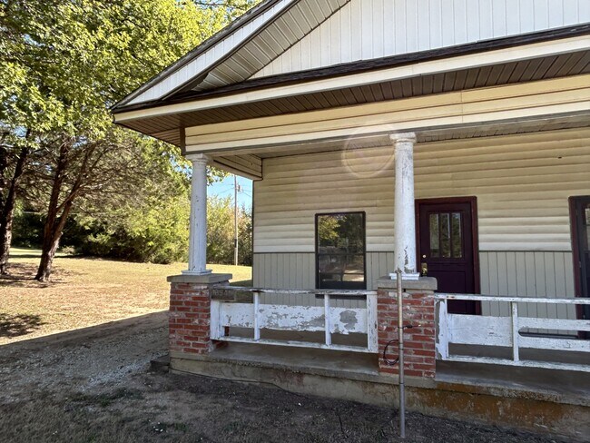 Foto del edificio - 18541 County Rd 1500