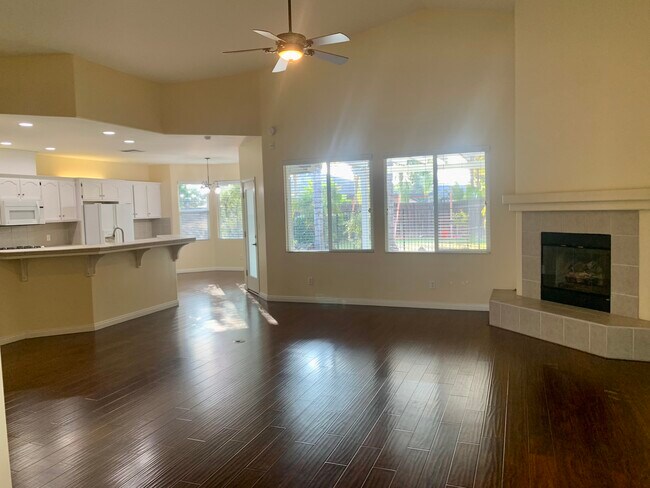 Building Photo - 4809 Prairie Meadows Way
