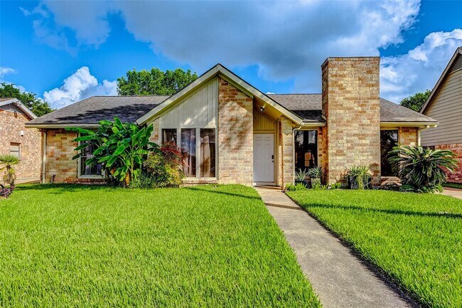 Building Photo - 10123 Sagecourt Dr
