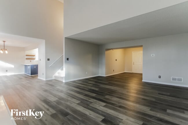 Building Photo - 12336 Tuckaway Ct