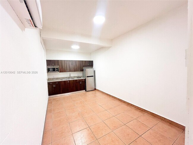 Foto del edificio - 7532 NW 176th St