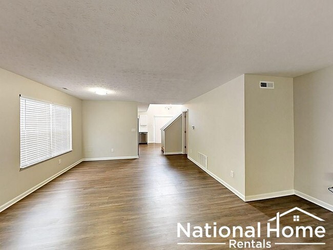 Building Photo - 10175 Corinth Way