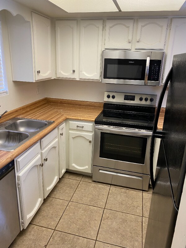 420 E Bruce Ave Unit A, Gilbert, AZ 85234 Condo for Rent in Gilbert