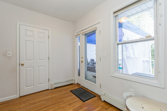 Foto del edificio - 39 Linwood Ave
