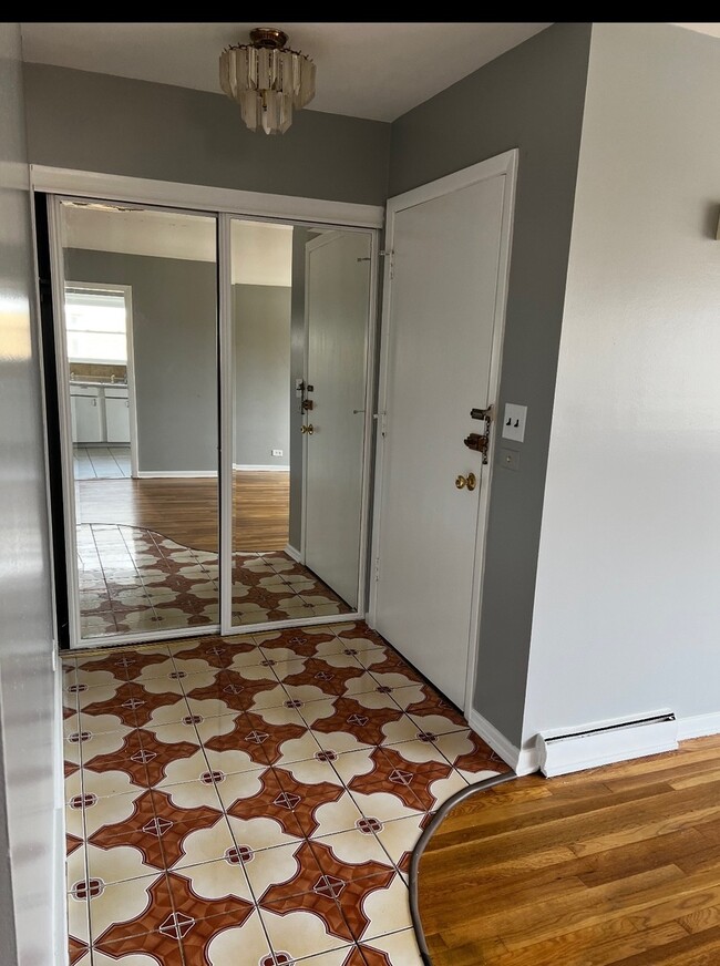 Foto del edificio - 8939 N Wisner St