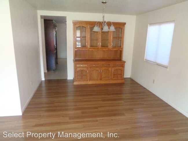 Building Photo - 3 br, 2 bath House - 1568 Camino De Flores