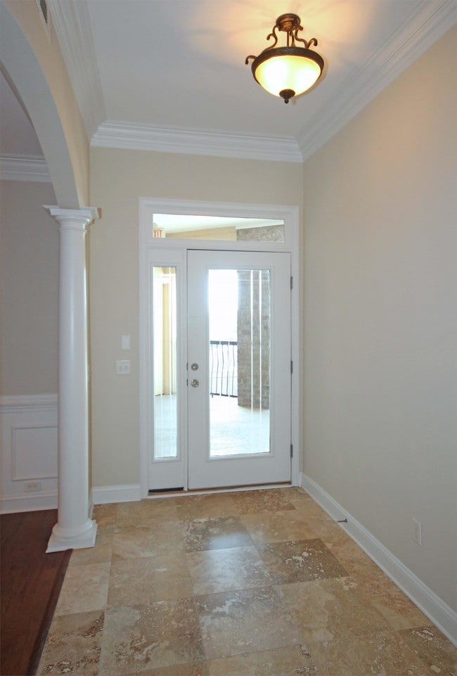 Building Photo - 234 Rocky Top Dr