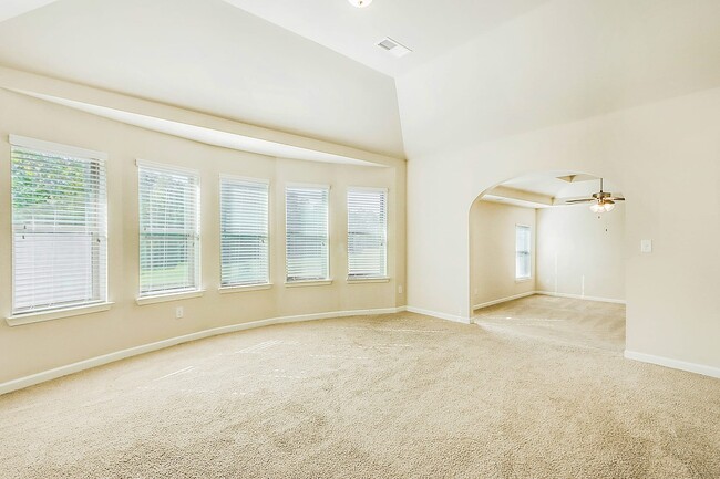 Building Photo - 3329 Alhambra Cir