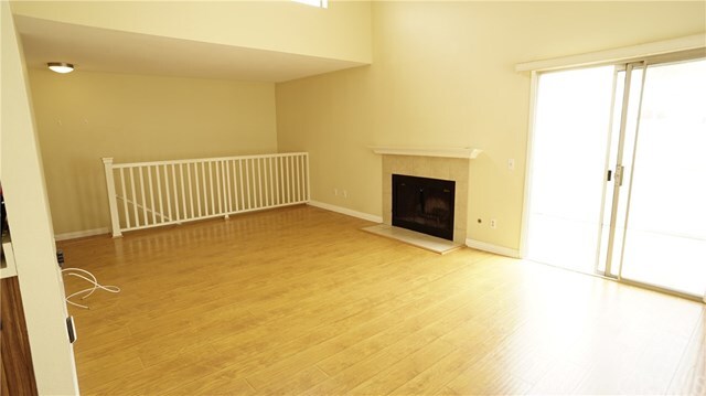 Building Photo - 1050 Golden Springs Dr