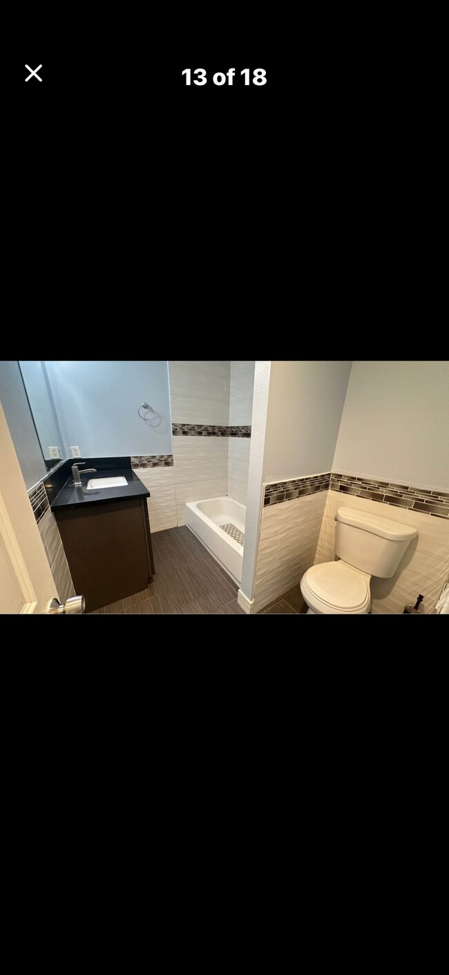 Foto del edificio - 426 N Parkside Dr