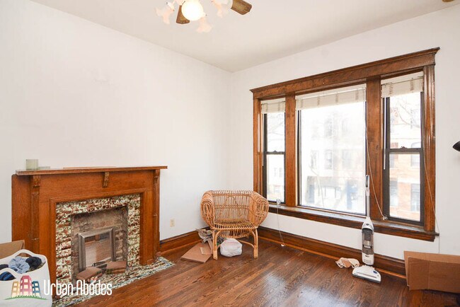 Foto del edificio - 3339 N Sheffield Ave