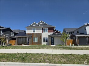 Building Photo - 4819 Harvest Pkwy