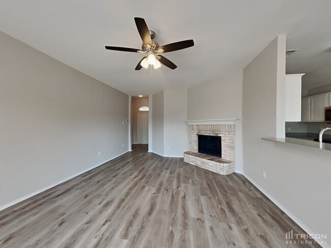 Building Photo - 1106 Sage Brush Tr