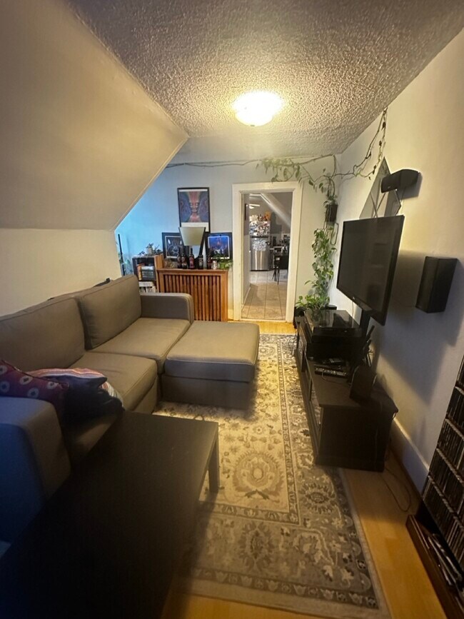 Foto del edificio - 69 Partridge Ave