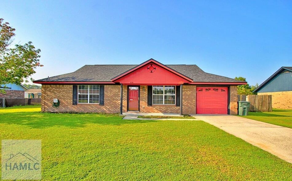 Primary Photo - 850 Lyndsi Ln
