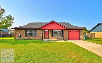 Building Photo - 850 Lyndsi Ln