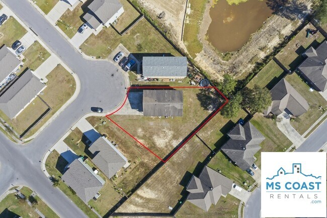 Building Photo - 2300 Gladiolus St