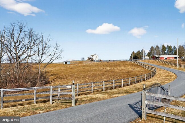 Foto del edificio - 5289 PA-309