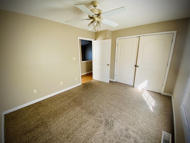 Building Photo - 2962 Shamrock