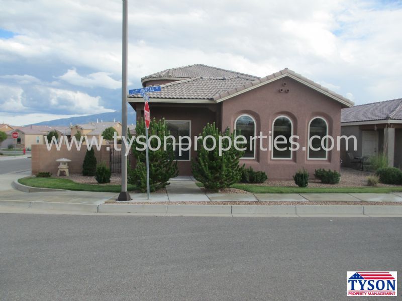 Primary Photo - 800 Vargas Dr