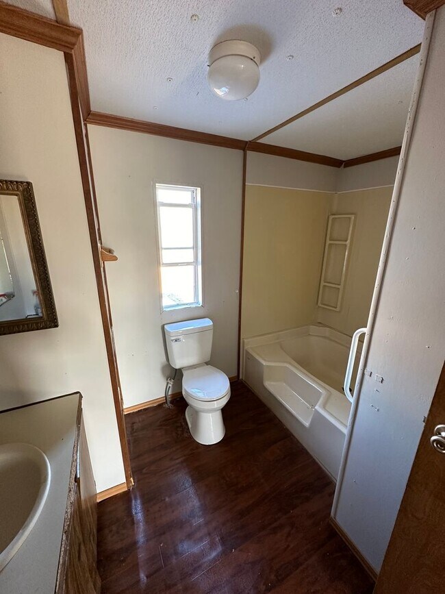 Building Photo - 3 bedroom, 2 baths, Wagener. $950 a month. Call 803-537-0185