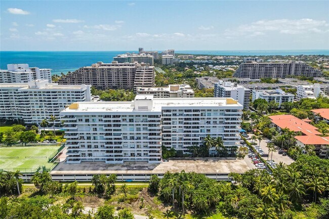 Foto del edificio - 155 Ocean Ln Dr