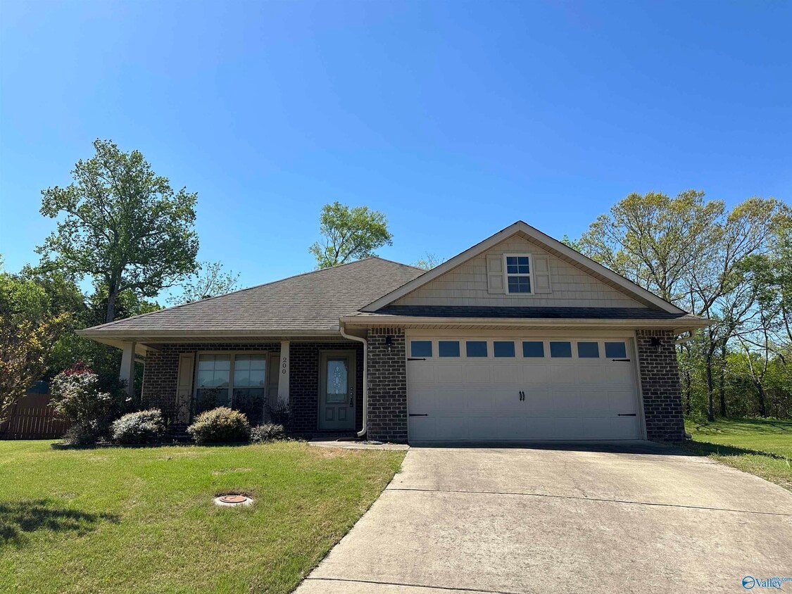 200 Ashbrook Cir, Harvest, AL 35749 House Rental in Harvest, AL