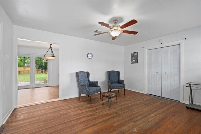 Building Photo - 12217 Palmbeach St