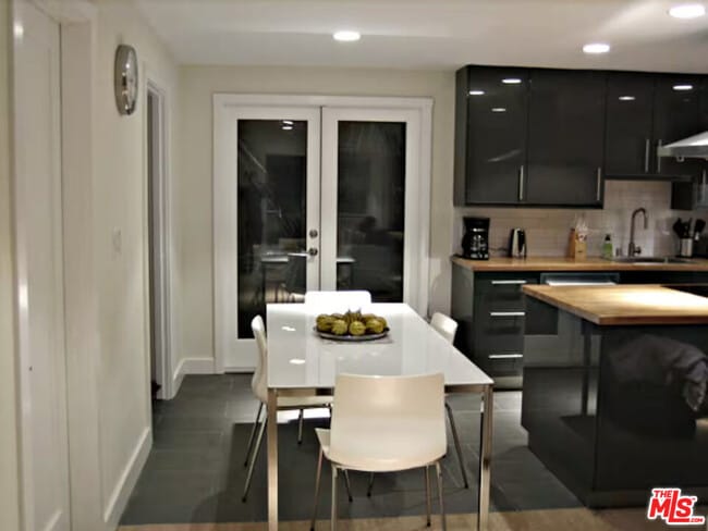 Building Photo - 4125 1/2 Huron Ave