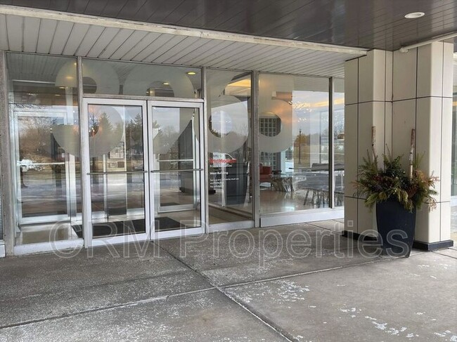 Foto del edificio - 3965 N Meridian St