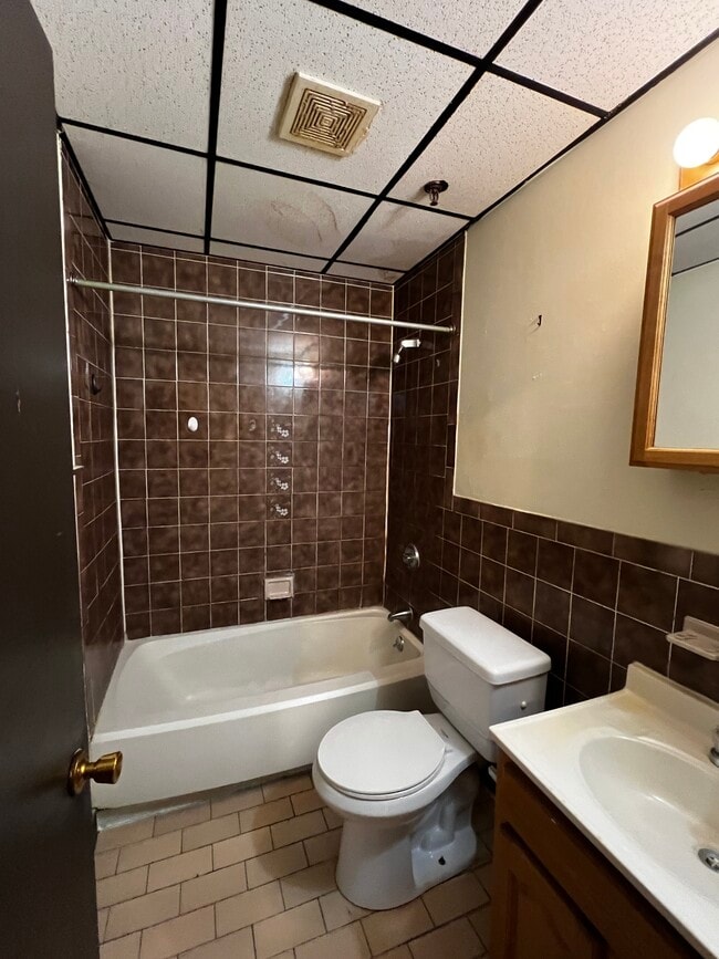 Photo - 153 Main St Apartment