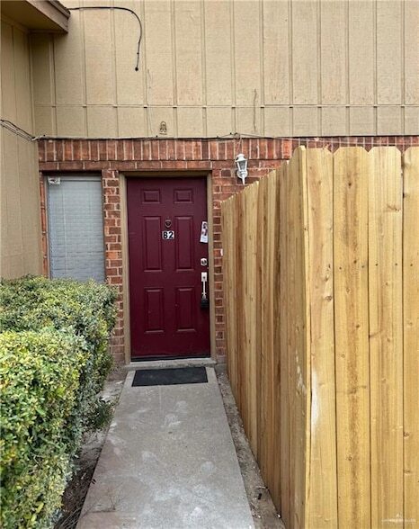 Foto del edificio - 6800 N 23rd St