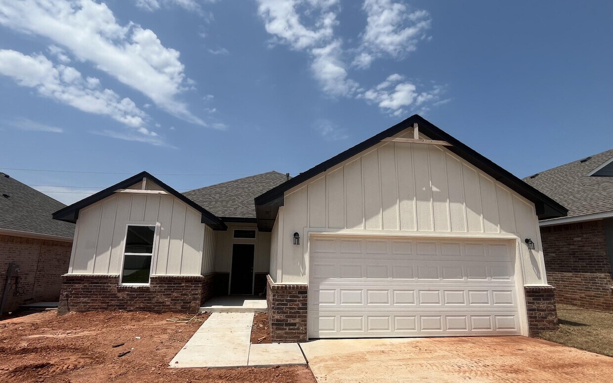 Foto principal - 8325 NW 163rd St