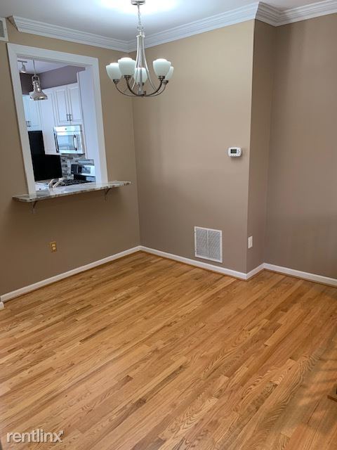 Building Photo - 3 br, 2.5 bath Townhome - 5858 Summers Gro...