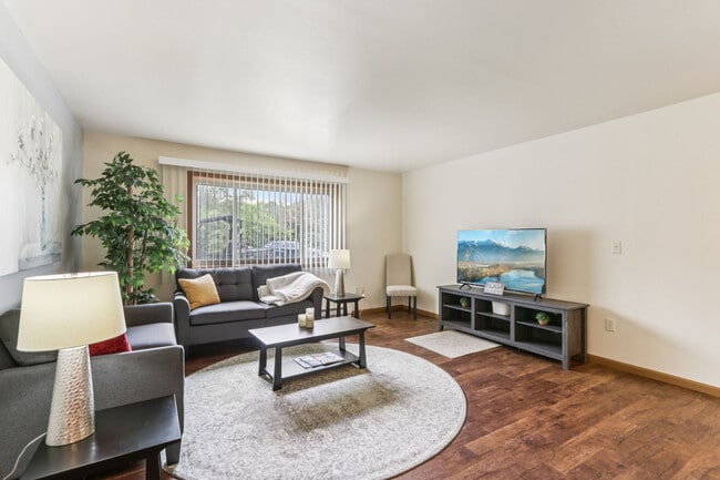 Building Photo - Woodfield Heights Apartments