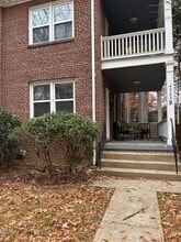 Building Photo - 4302 W Franklin St