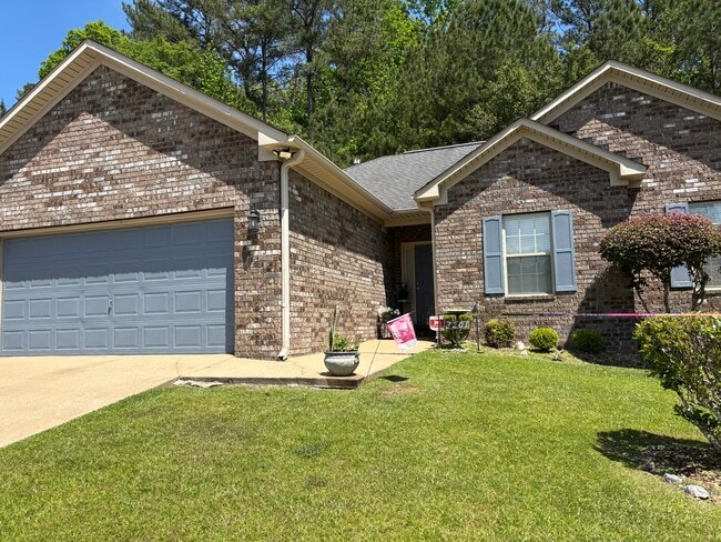 Building Photo - 4201 Heathersage Cir